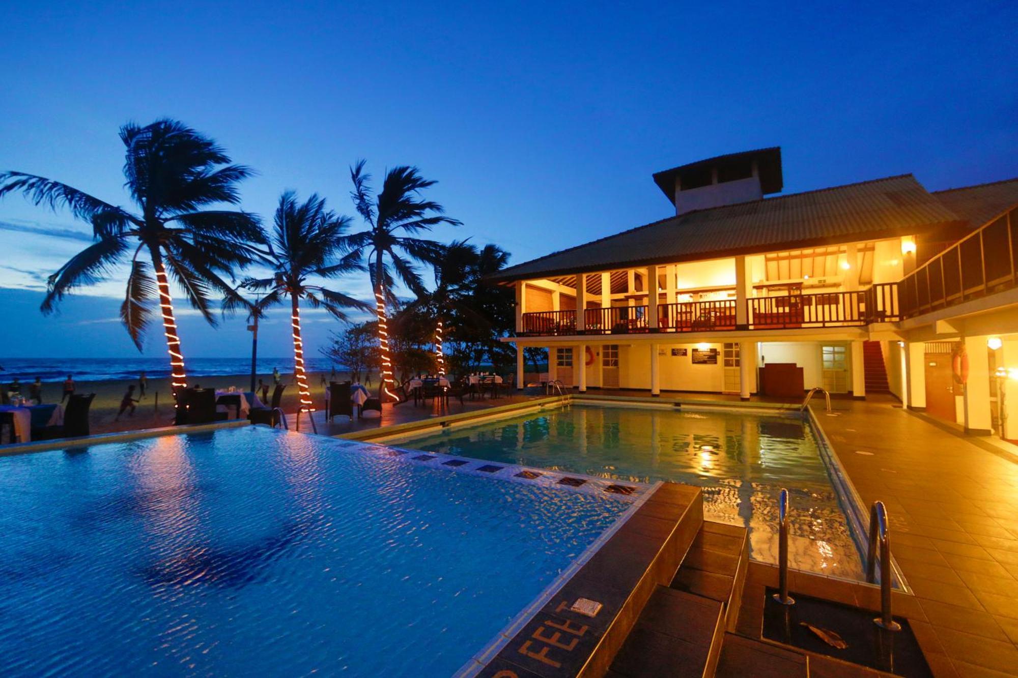 Catamaran Beach Hotel Negombo Exterior foto